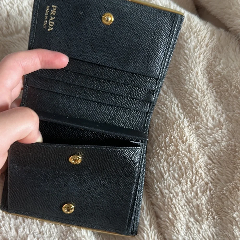 PRADA Wallet - Picture 3 of 3